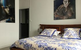 Le 33 Chambres D'Hotes